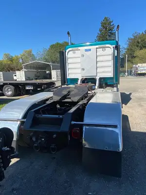 USED 2019 KENWORTH T880