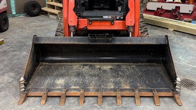 USED 2023 Kubota SVL75-3
