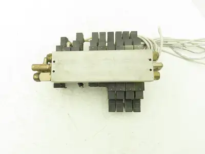Pneumax Pneumatic 8-Station N331.0A Solenoid Valve Bank 24V