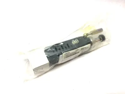 NEW NUMATICS SINGLE TYPE PRESSURE REGULATOR W/ GAUGE