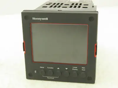 Honeywell DC2800CE0S0200100000 DC2800 Universal Digital Temperature Controller