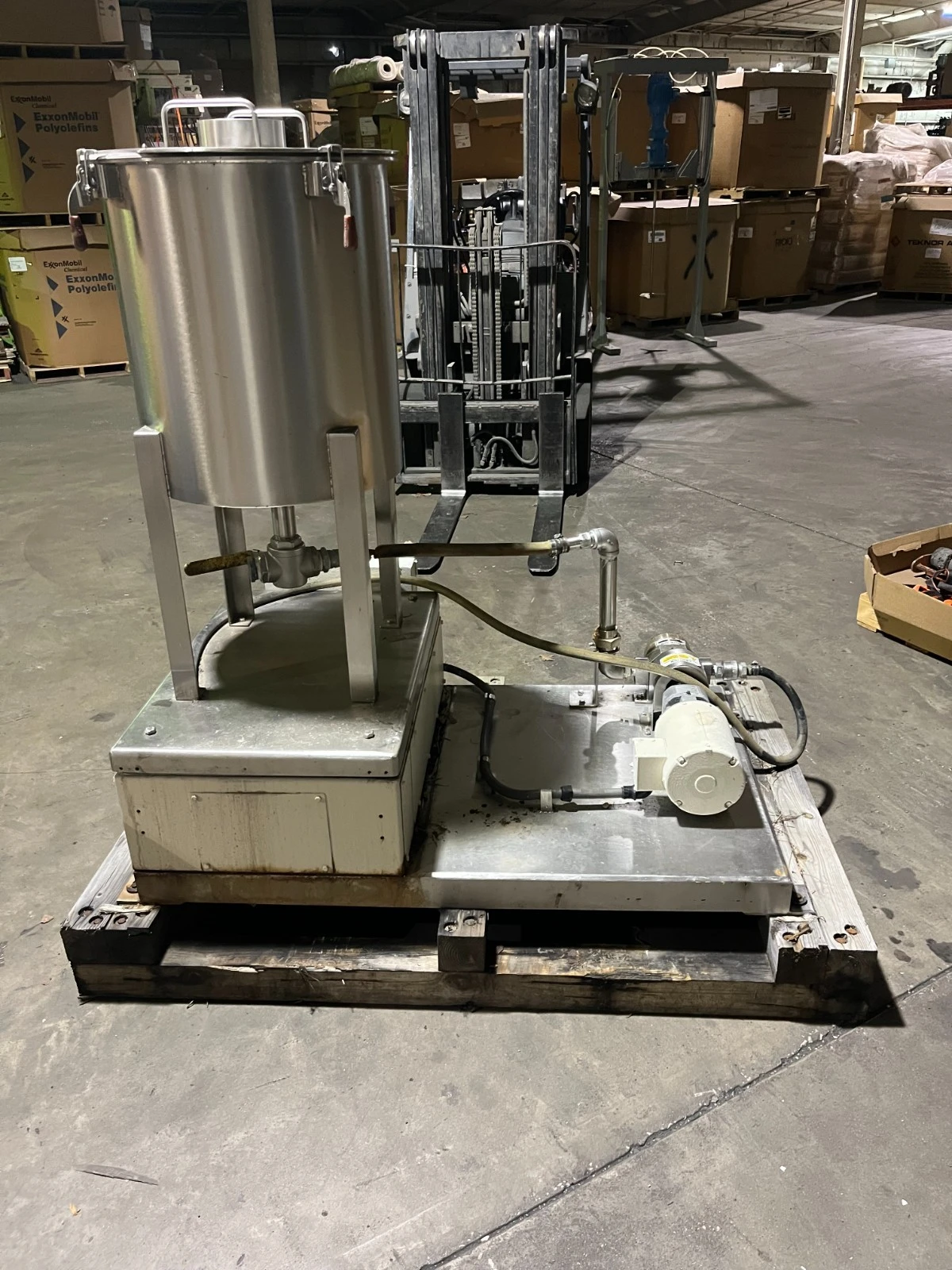 Stainless Steel Chemical Pump 1/2 HP With Stainless Steel Hopper
