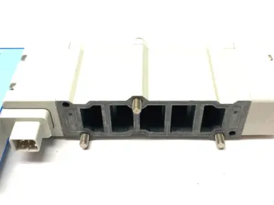 USED SMC 4/5-PORT SOLENOID VALVE