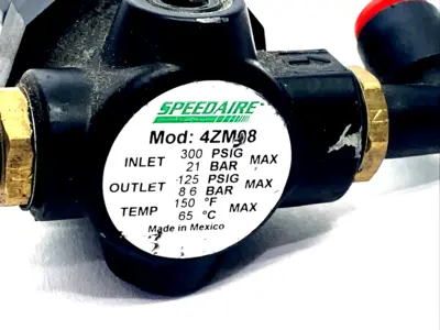 Speedaire 4ZM08 Air Regulator 1/4" NPT 5-125psi