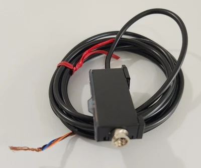 NEW KEYENCE FS2-62