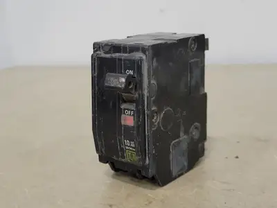 USED SQUARE D QO240