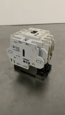 EATON D15CR13 Ser. B1 13E Multipole Relay 4E-12