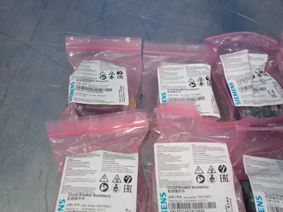 New | in-Stock SIEMENS 3WL91110AT810AA0 Circuit Breaker Parts Ohio US | HGR 24 #1186305