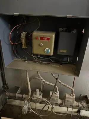 USED REED REED-REVOLVING TRAY OVEN