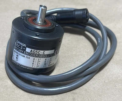 NEW Omron E6C3-AG5C-C