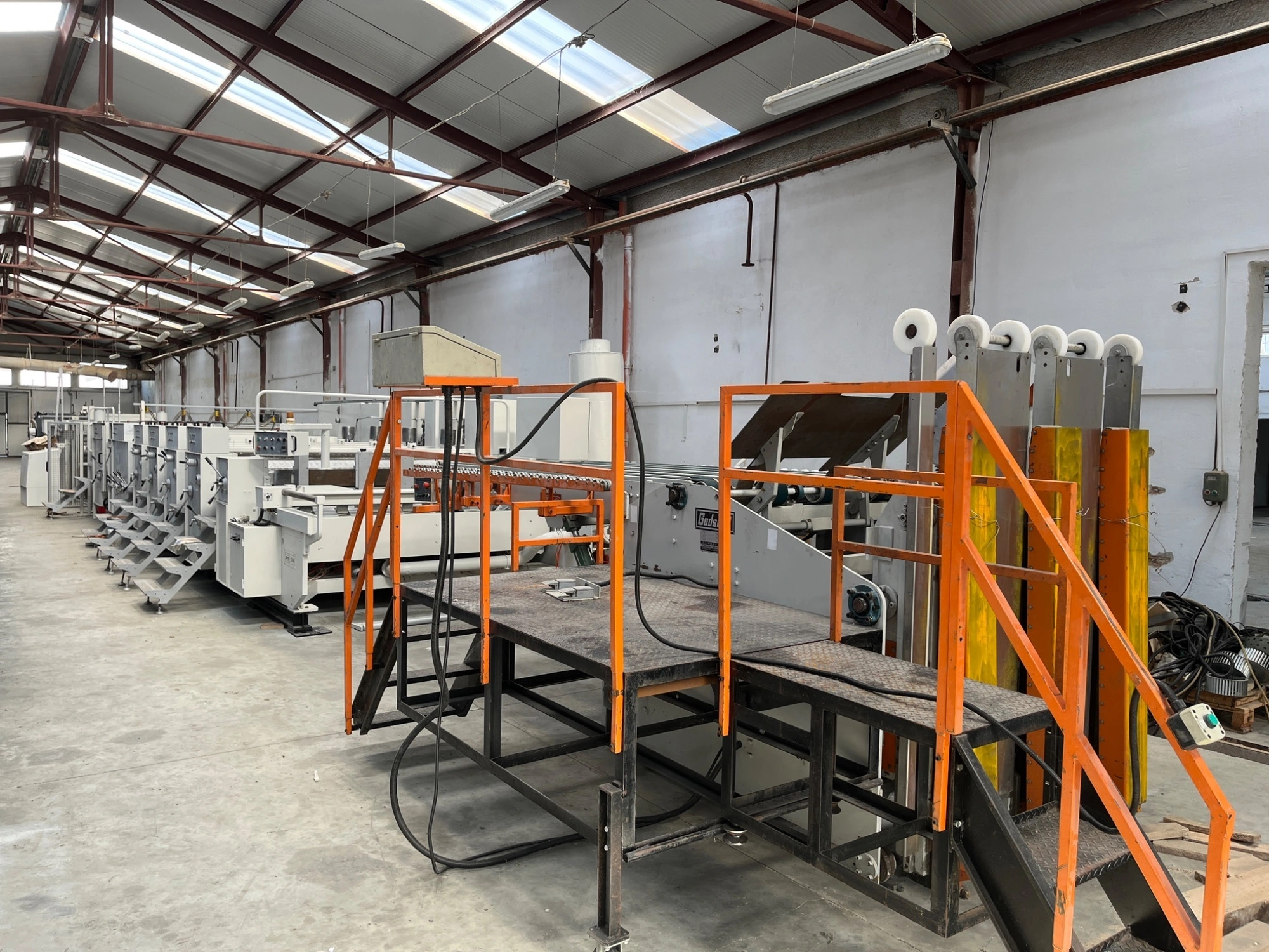 Used 2000 EMBA 244 Glue Machines | Corrugated Machinery Brokers #1407806
