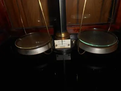 0198 F Sartorius Gottingon Balance Beam Scale