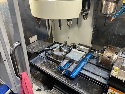 2007 HAAS VF-2 Vertical Machining Centers | Bayou Machinery (3)