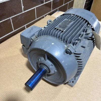 USED Siemens 1LE21012BB214AA3