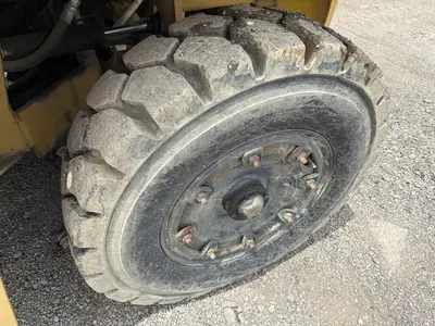 Used 1998 CLARK C500-Y160 DGM Internal Combustion Forklifts: Pneumatic Tire Kentucky US | Proxy Equipment #1385155