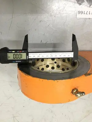 USED CINCINNATI MILACRON VT220-17 / CTL