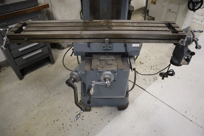 Used CLAUSING KONDIA MILLING MACHINES FV-1 Vertical Mills Minnesota US | Machinesused.com #1443930