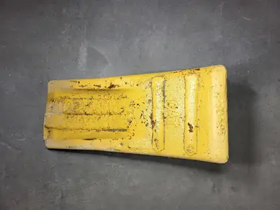 NEW CATERPILLAR 107-8602