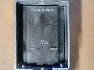 Used ALLEN-BRADLEY 700DC-P400Z24 Misc Electrical & Power Parts British Columbia CA | Lenmark #1438846