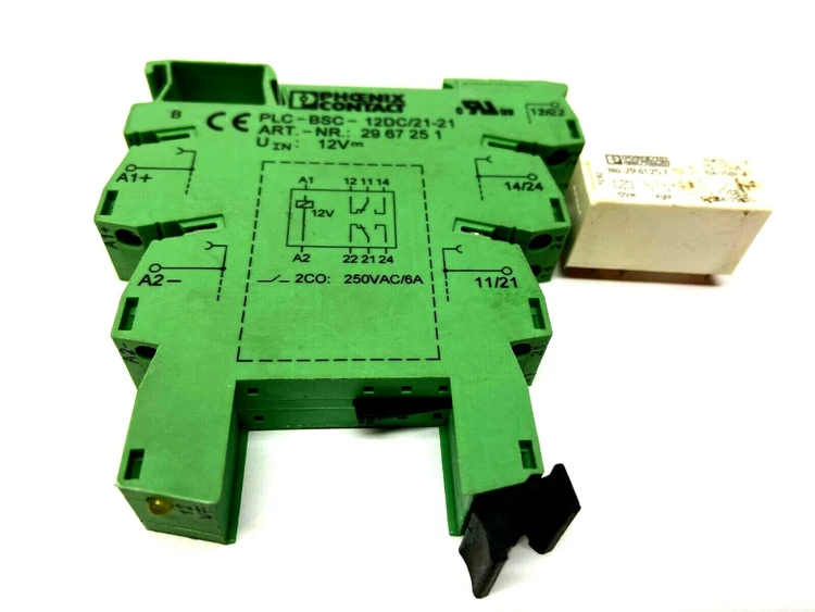 Used PHOENIX CONTACT SOCKET AND RELAY Relays & Switches | Maverick Industrial Sales #1102076