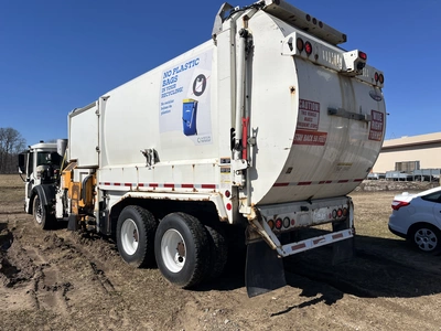 USED 2018 MACK LR613 REFUSE
