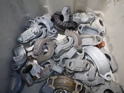1 1/4" / 2" Clamps