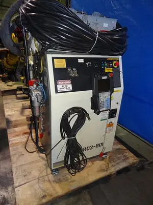 Used 2014 FANUC R2000IB/210F 6 AXIS CNC ROBOT WITH R30IA CONTROLLER Robots Michigan US | Harbor Machinery Inc. #1283278