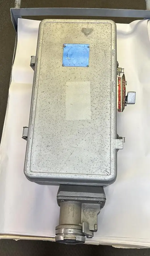 USED CROUSE-HINDS WSR103542