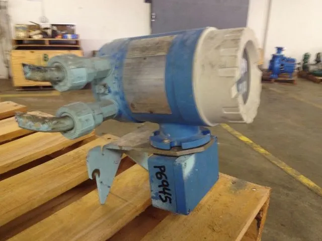 Used Endress Hausser 33FT2F-MD1FD11F21A Temperature Control and Mixing Instruments Minnesota US | Peak Machinery, Inc. #289061