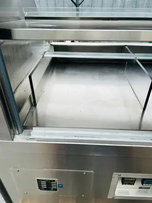 Custom Deli Inc. DILW4SS Heated Display Case Fully Refurbished