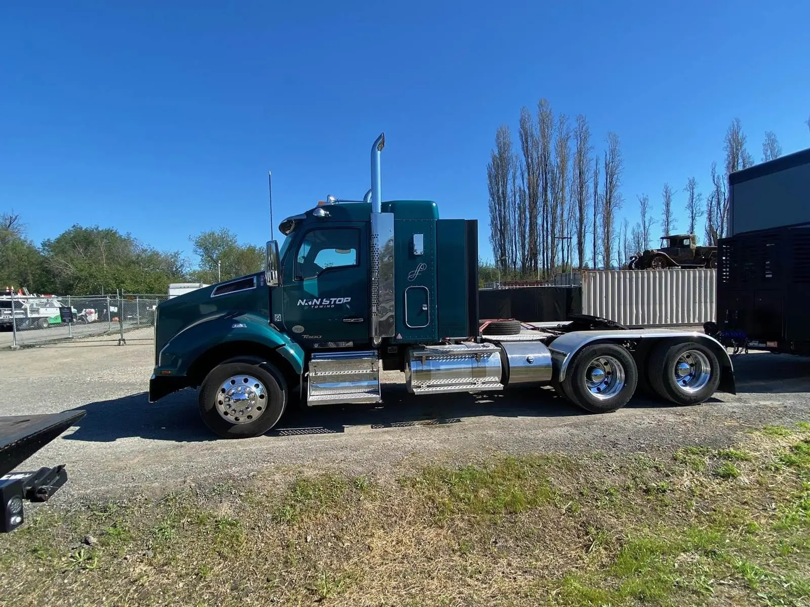 USED 2019 KENWORTH T880