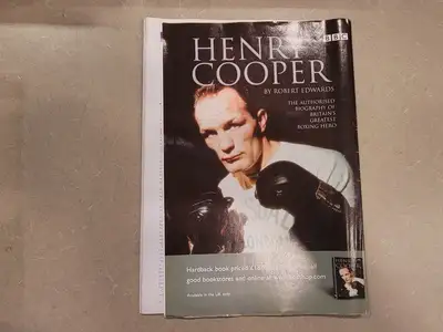 USED BOXING MONTHLY DECEMBER 2002