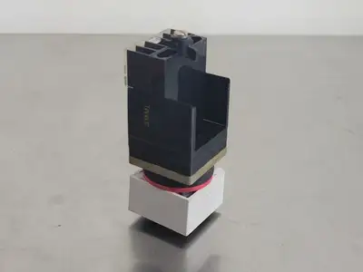 NEW ALLEN-BRADLEY 800MS-HX2B