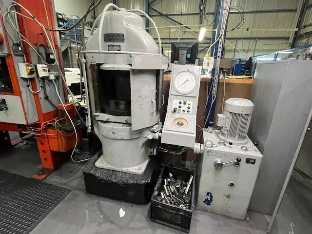 Used 1952 SACK & KIESSELBACH 500T Hobbing Presses Connecticut US | HARITON MACHINERY COMPANY #786731