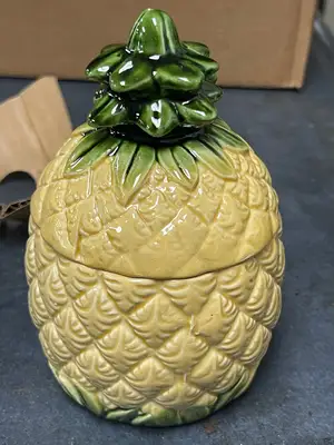 New | in-Stock Orchards of Hawaii New Orchids of Hawaii R-15 Pineapple Tiki Drink Mug Smallwares Illinois US | Falcon Restaurant Supply #1376094