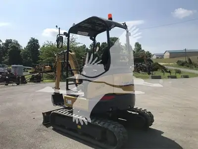 USED 2021 XCMG XE27U