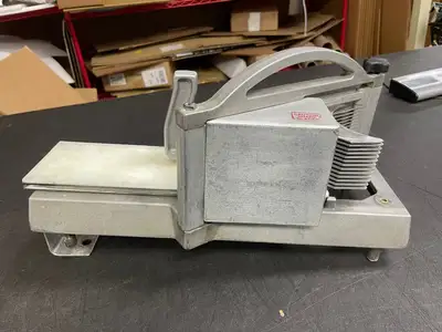 Used Nemco Used Nemco 56600-1 Commercial Kitchen Restaurant Easy Tomato Slicer II Slicers / Dicers / Cutters Illinois US | Falcon Restaurant Supply #1376474