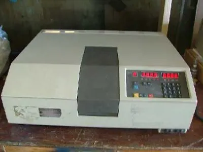 QTY. 1. PERKIN ELMER LAMBDA 3B UV/VIS SPECTROMETER...