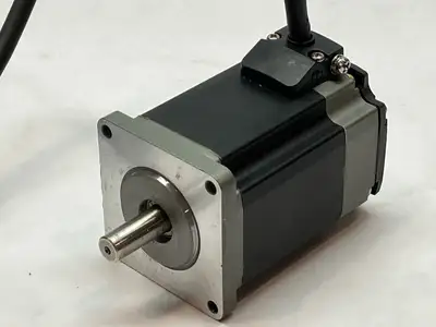 Used ORIENTAL MOTOR CLOSED LOOP STEPPER MOTOR DC INPUT 2.36 IN. (60 MM) Motors (misc) | Maverick Industrial Sales #1102648