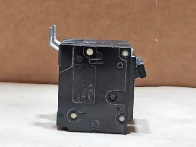 Used CUTLER-HAMMER BA240 Switchgears British Columbia CA | Lenmark #1438524