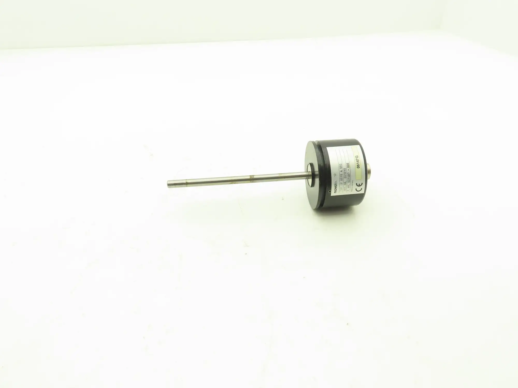 Novotechnik IP-6515-A502 Rotary Sensor Encoder Potentiometer Ext Shaft