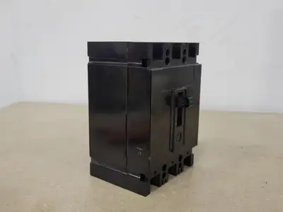 50 Amp, 3 Pole Circuit Breaker