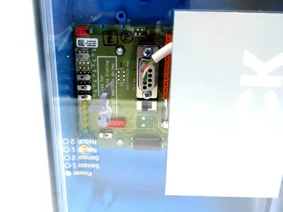 NEW SICK CDM420-0101 CONNECTION BOX 1-025-364 CDM4200101