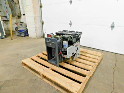Used GE AKR-6D-30 Circuit Breakers Ohio US | Equipment Recovery Corp. #1331084
