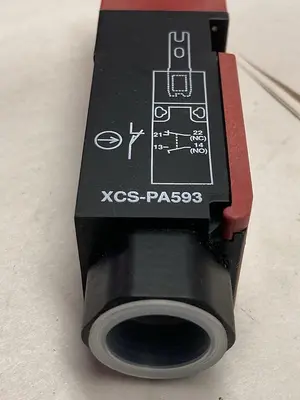 New | in-Stock TELEMECANIQUE XCS-PA593 Miscellaneous Equipment (Electrical & Power) Ohio US | Surplus Asset Holdings #1235661