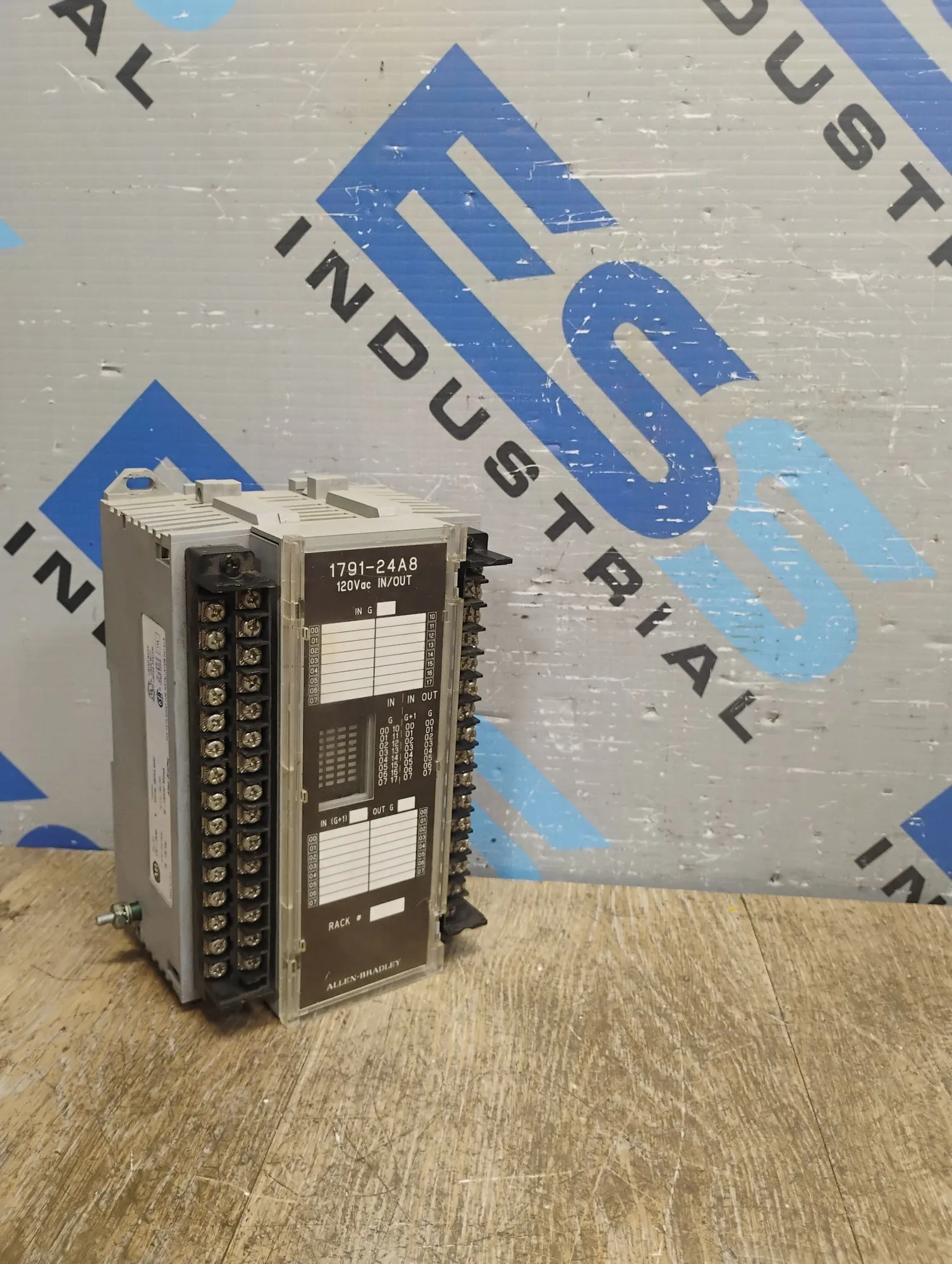 USED ALLEN BRADLEY 1791-24A8