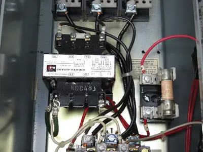Cutler Hammer A30CDA0 Combination Motor Starter 10Hp 480V 3Ph Size 1 Non-Fused