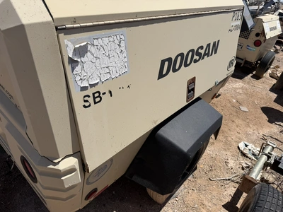 Used _UNKNOWN_ _UNKNOWN_ Air Compressors, Portable Texas US | Miedema Asset Management Group #1312573