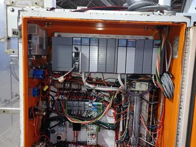 Used 2002 UNIVERSAL PACKAGING INC S1500CA Chemical & Process Equipment Ohio US | HGR 24 #728712