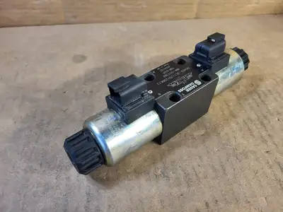 USED SAUER DANFOSS DCV03-3C11/01200E12